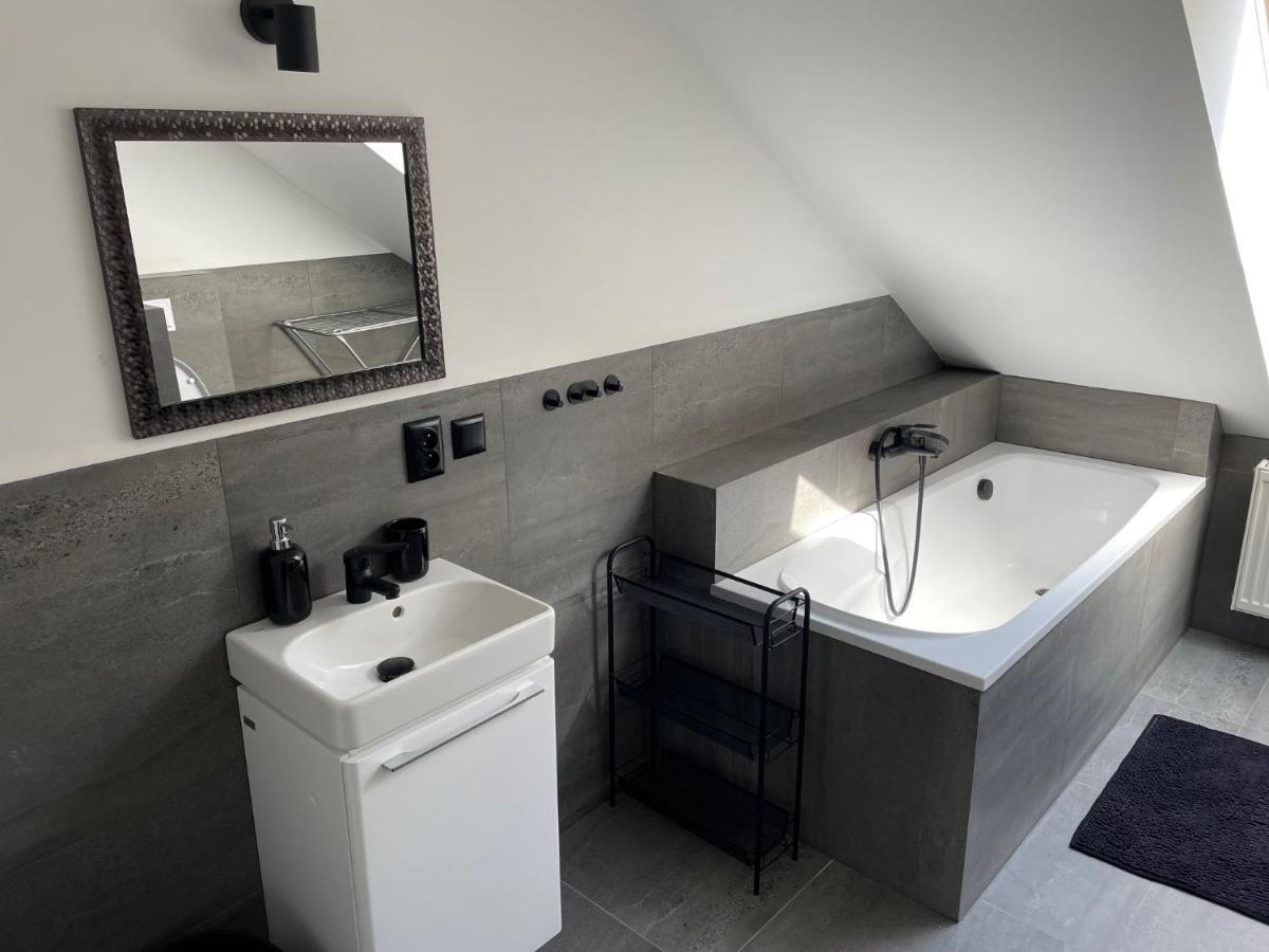 Apartman Vera Pardubice Ngoại thất bức ảnh